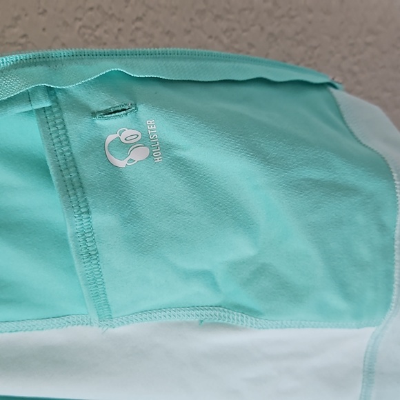 Hollister- Active Jacket - Picture 6 of 7